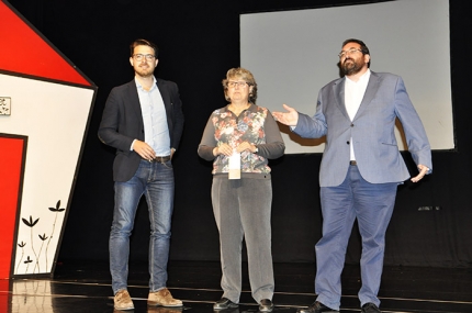 Los delegados de Cultura y de Educación junto a la alcaldesa de Albolote, Conchi Ramírez.