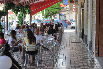Un ejemplo de terrazas ordenadas en Paseo de Colón