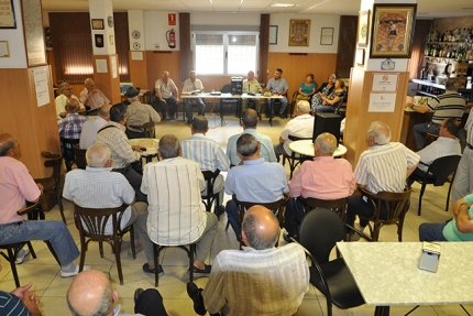 Asamblea en el club de jubilados celebrada el 3 de octubre.