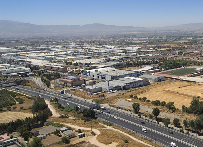 Imagen área de Albolote y Peligros y los polígonos industriales de Juncaril y Asegra / DESDE EL AIRE Imagen área de Albolote y Peligros y los polígonos industriales de Juncaril y Asegra / DESDE EL AIRE