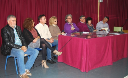 Los miembros del gobierno municipal de Albolote, donde ya no aparece Amanda Rodríguez, en un acto celebrado el jueves 10 de noviembre.  