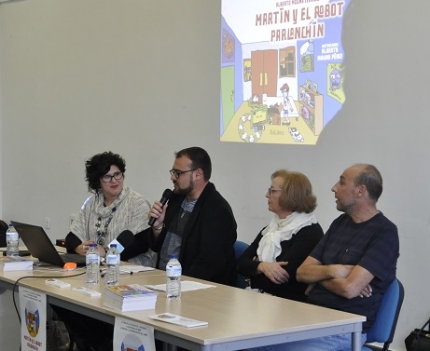 Presentación del libro en la casa de la cultura de El Chaparral 