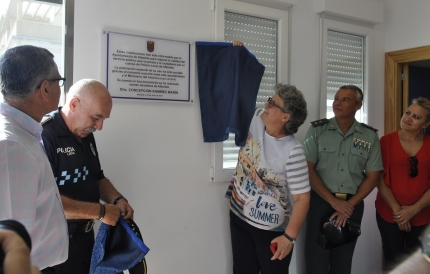 La alcaldesa, Concepción Ramírez, inaugura las nuevas instalaciones de la policía local 