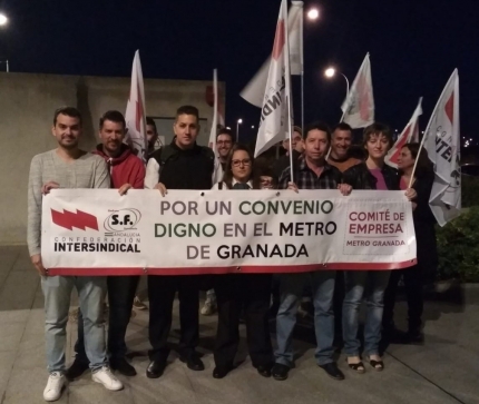 Protesta de los trabajadores del metro a primera hora de la mañana del unes 10 de septiembre