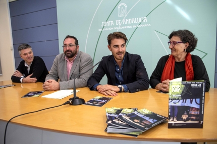 representantes institucionales durante la presentación del programa Abecedaria/ J.A.