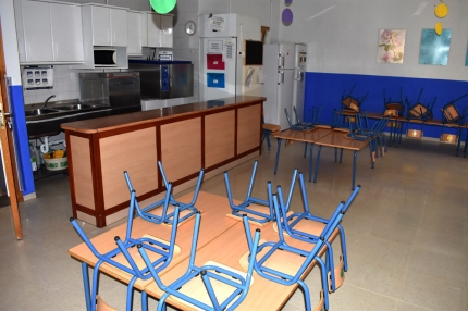 Vista parcial del comedor del Colegio Lucilo Carvajal de Albolote, uno de los afectados por la quiebra de la empresas adjudicataria.
