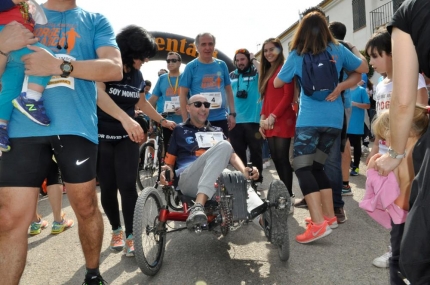 Jorge Abarca en su bicicleta adaptada en marzo de 2017