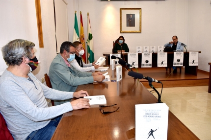 Un momento del acto de presentación del libro de actas y del programa del séptimo seminario