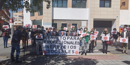 Acto respulsa agresión trabajadores servicios sociales 