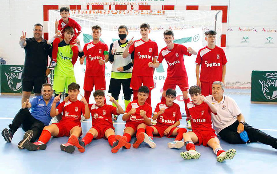 Plantilla y cuerpo tcnico del Albolote Pyltin tras conseguir el ascenso a Liga Autonmica (ALBOLOTE FUTSAL) Plantilla y cuerpo tcnico del Albolote Pyltin tras conseguir el ascenso a Liga Autonmica (ALBOLOTE FUTSAL)