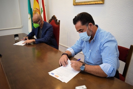 Firma acta de replanteo de la mejora de la iluminación 