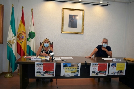 Carmen Calderay, concejala de Juventud y Jorge Remacho, técnico de Juventud en rueda de prensa 