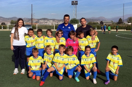 Equipo benjamín A del Albolote Soccer 