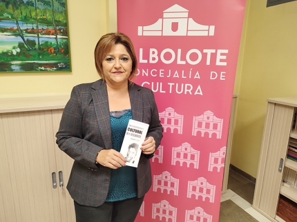 La concejala de Cultura, Toñi Guerrero, durante la presentación del programa de noviembre.