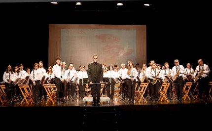 Imagen de archivo de la Banda de Música de Albolote en el concierto de Santa Cecilia de 2019.