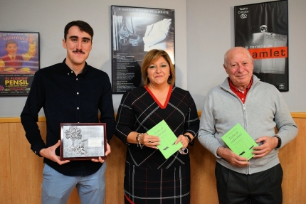 Premiado en la vigésimo cuarta edición del premio de poesía Antonio Carvajal 