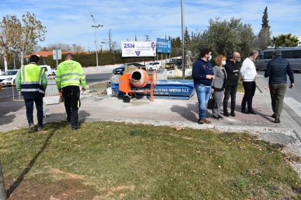 Visita a las obras de la rotonda de El Torreón