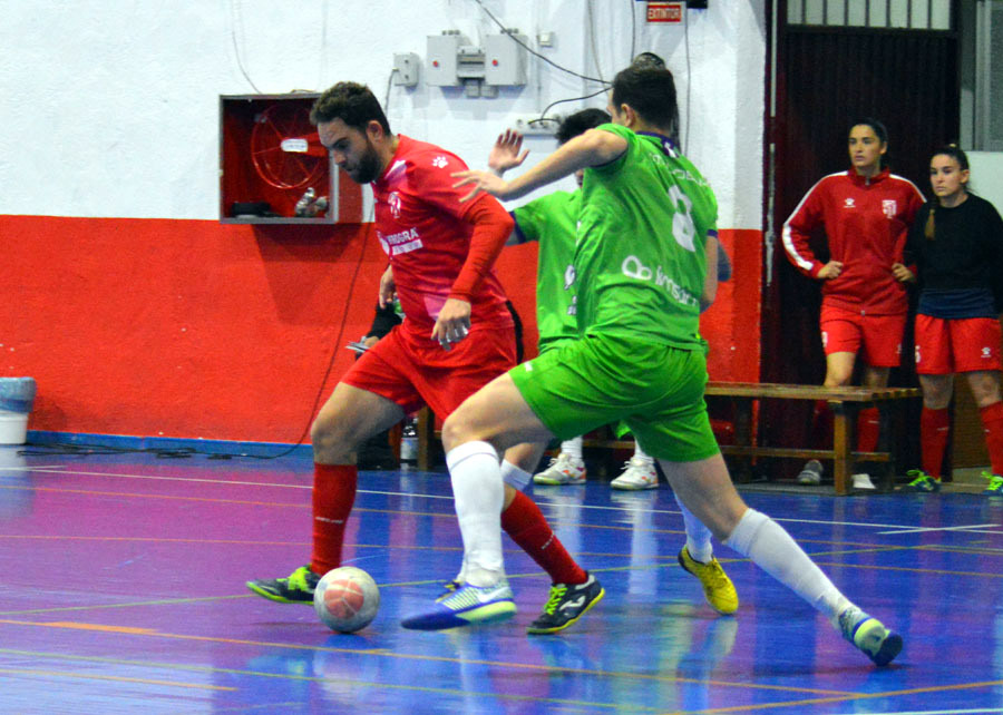 Una acción del encuentro jugado por el Albolote Herogra ante el Málaga FS (J. PALMA)