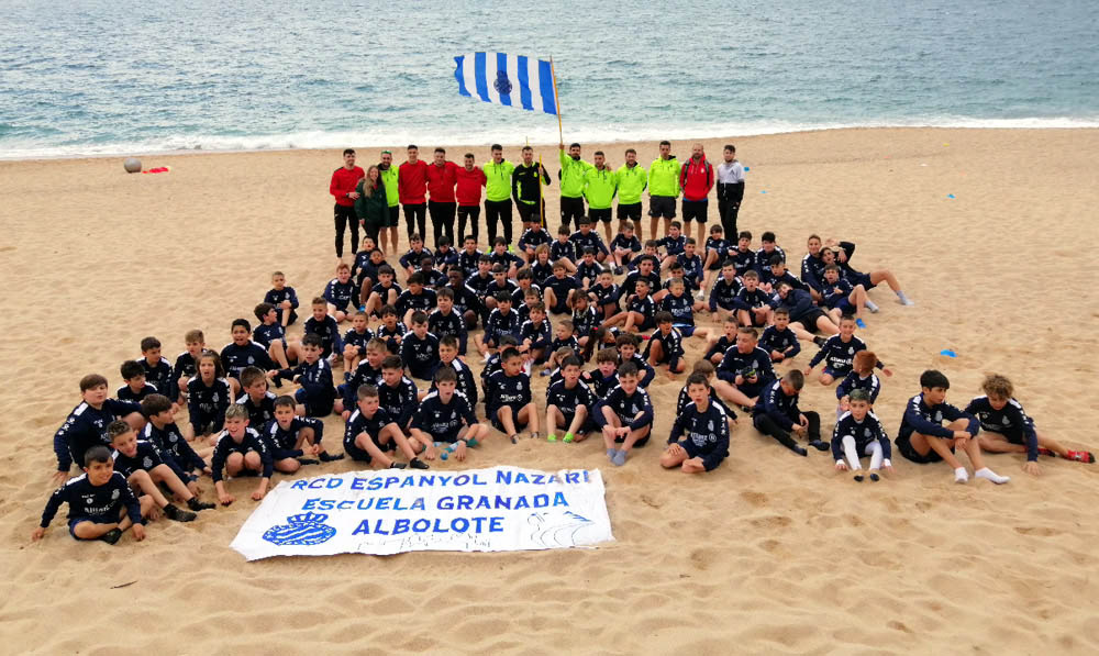 Los jugadores del Español Albolote en su última convivencia en Barcelona (ESPAÑOL ALBOLOTE)