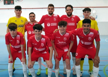 Equipo del Albolote Herogra en la cancha del Botellines Lanjarón (ALBOLOTE FUTSAL)