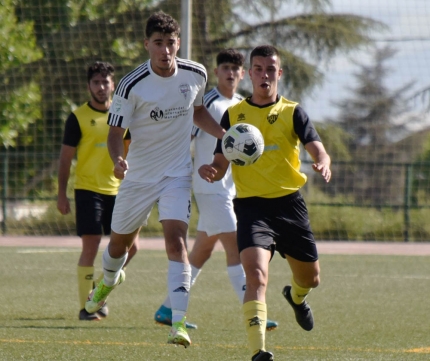 El FC Cubillas juega derbi provincial este domingo en Atarfe
