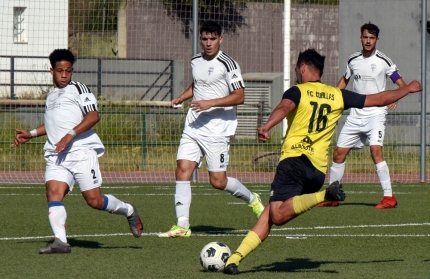 Un partido del FC Cubillas en casa durante esta temporada 