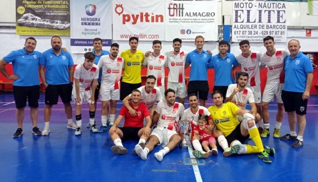 La platilla alboloteña celebró el título de campeón de la Copa Diputación (ALBOLOTE FUTSAL) 