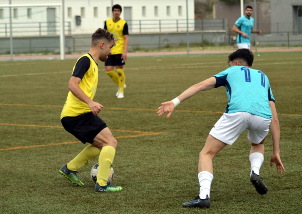 El FC Cubillas comenzará la temporada en el campo del Almuñecar City (J. PALMA)