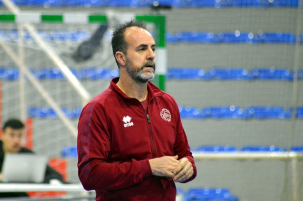 Estéban Férriz, entrenador del Nevadis Albolote, durante un partido de la pasada temporada (J. PALMA)