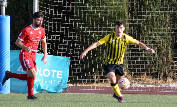 El FC Cubillas visita este domingo al Atarfe Industrial (J. PALMA)