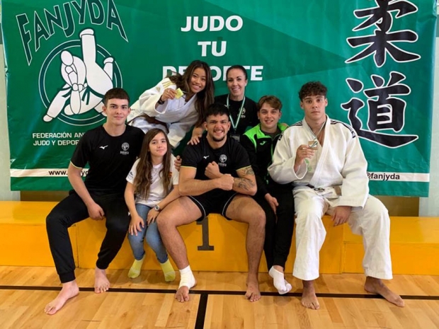 Representantes del club Baransu en el Campeonato de Andalucía (BARANSU)