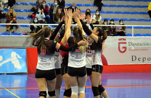 El Nevadis Albolote podrá jugar este domingo en el pabellón municipal de Deportes de Albolote (J. PALMA)