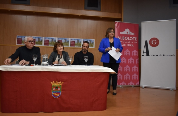 Presentación de la charla del Ateneo 