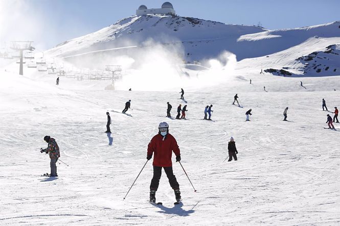 La estación de esquí de Sierra Nevada ya ha abierto sus puertas esta temporada