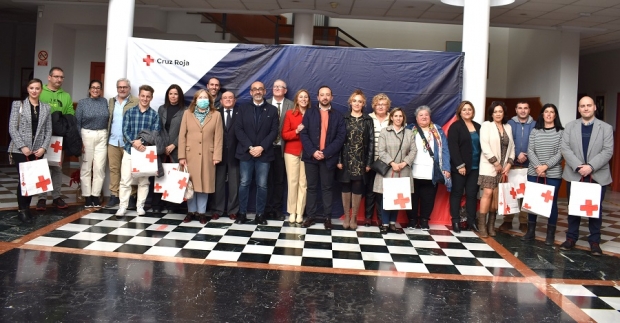 Empresas e instituciones galardonadas por Cruz Roja por su colaboración solidaria 