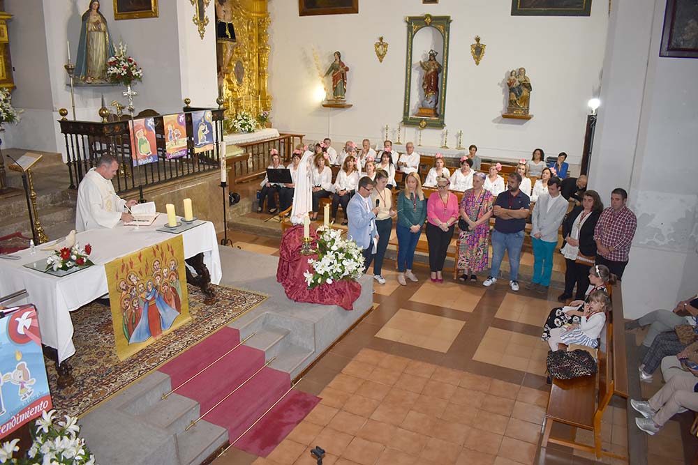 Acto solemne en honor a la Virgen de Fátima en la Iglesia de la Encarnación de Albolote.