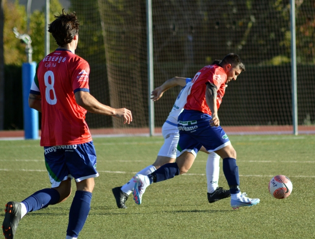 El CF Imperio se anotó la victoria en casa ante el CD Colomera (J. PALMA)