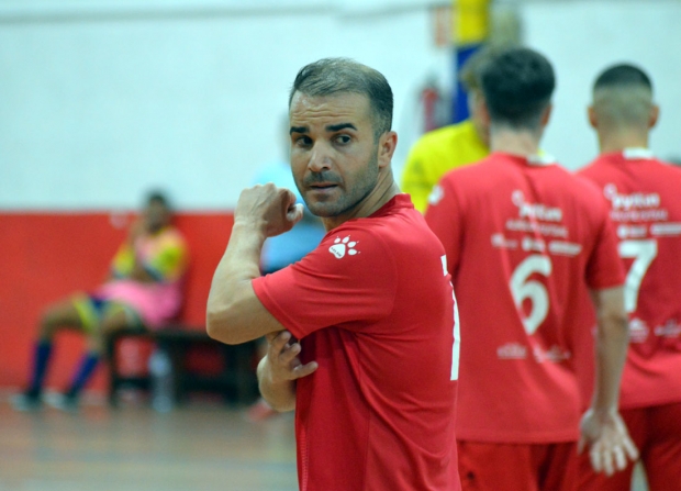 El Albolote Herogra perdió en su visita a la pista del CD Victoria Kent (J. PALMA)