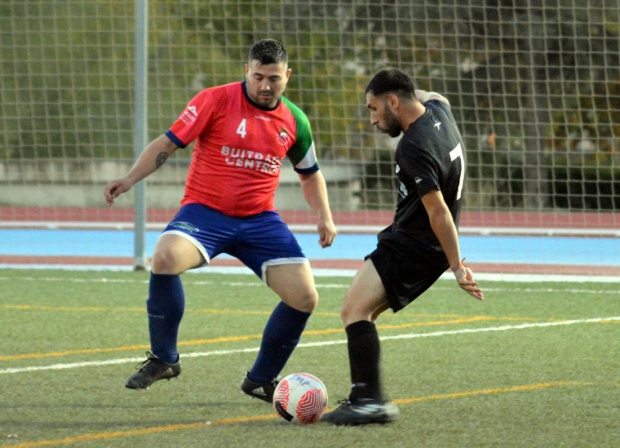 El CF Imperio perdió en su visita al campo de la UD Fuente Vaqueros (ARCHIVO / J. PALMA)