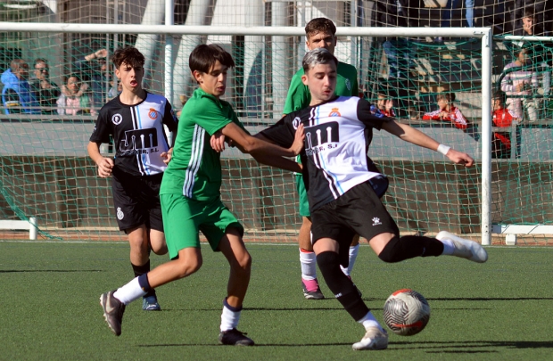 El cadete A de Primera Andaluza no pudo pasar del empate en el campo del Atarfe Industrial (J. PALMA)