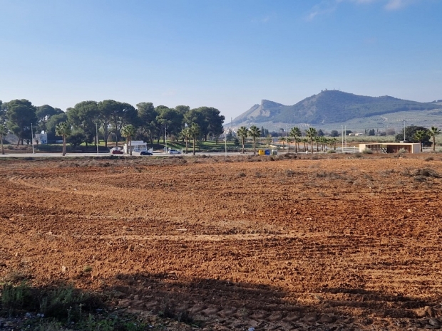 Solar municipal en el entorno de la Nativa 