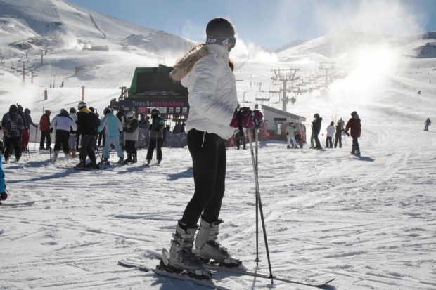 Los alboloteños podrán practicar el deporte blanco en Sierra Nevada con interesantes descuentos (CETURSA)