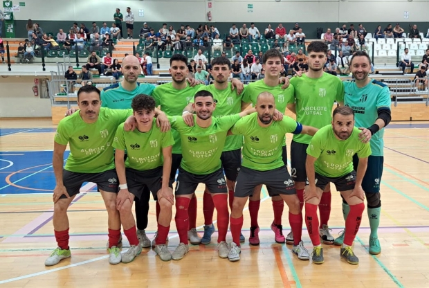 Equipo del Albolote Herogra en su desplazamiento a Torre del Mar (ALBOLOTE FUTSAL)