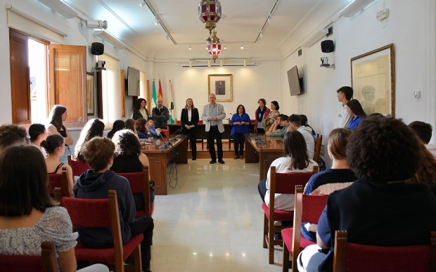 Recepción del alumnado en el Ayuntamiento 