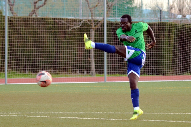 Yaya es duda para la última salida de temporada al campo del Escoznar (J. PALMA)