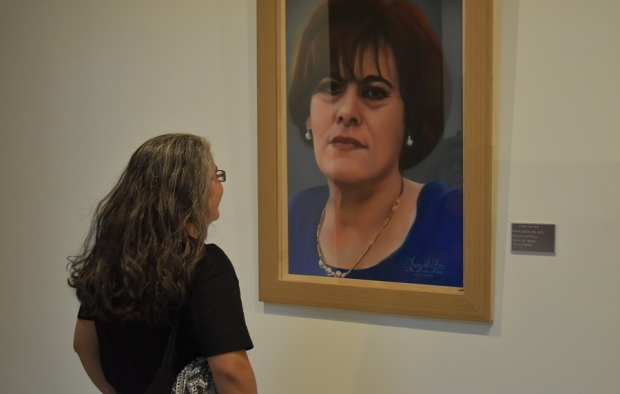 Uno de los retratos de la exposición de María Jesús Valdivia