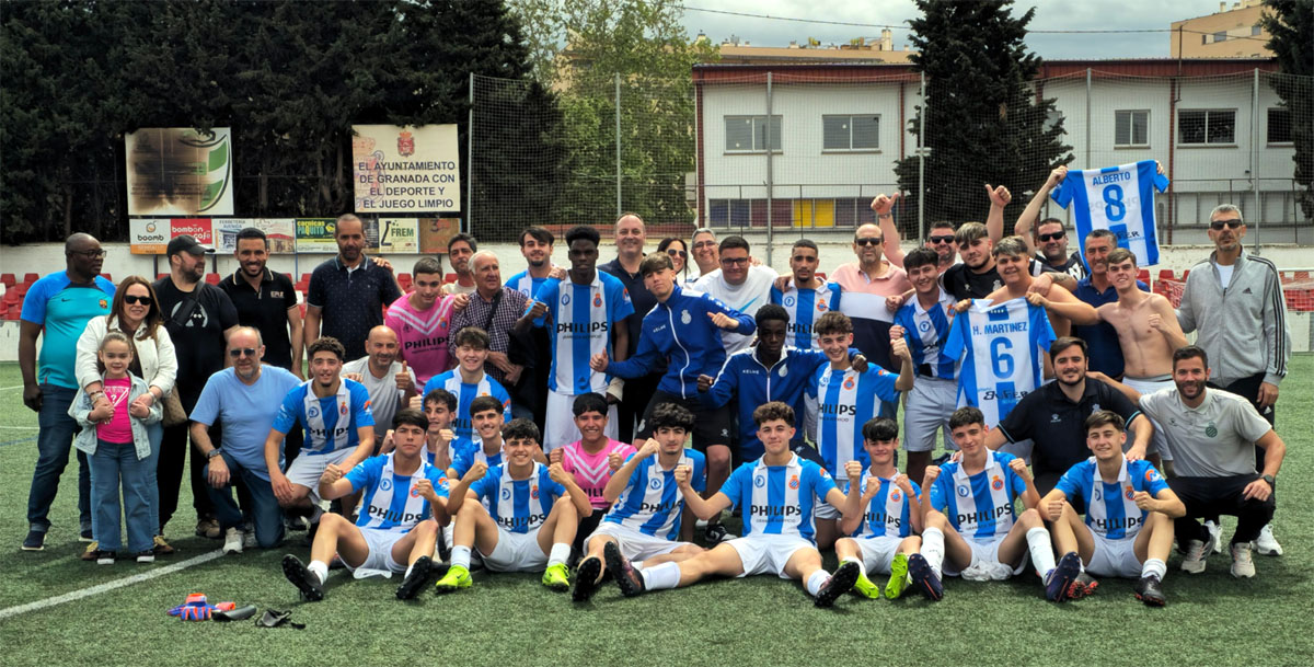 Plantilla del juvenil C del Español Albolote que ha logrado el ascenso a Tercera Andaluza Juvenil (ESPAÑOL ALBOLOTE) Plantilla del juvenil C del Español Albolote que ha logrado el ascenso a Tercera Andaluza Juvenil (ESPAÑOL ALBOLOTE)