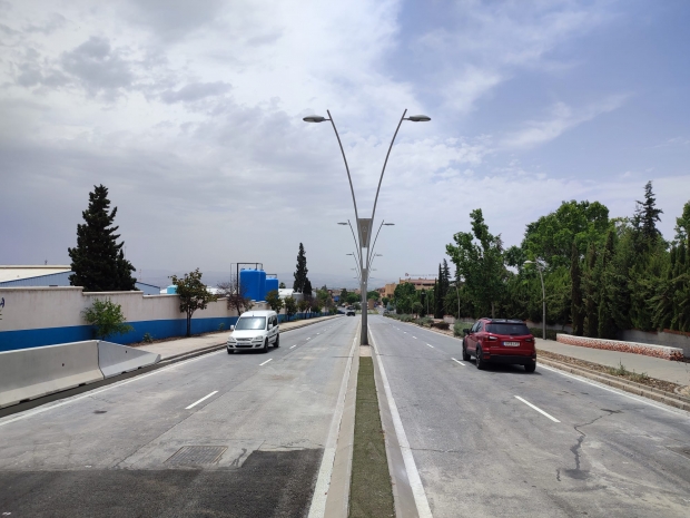 Apertura de la vía que conecta Albolote con la GR 30 esta mañana 