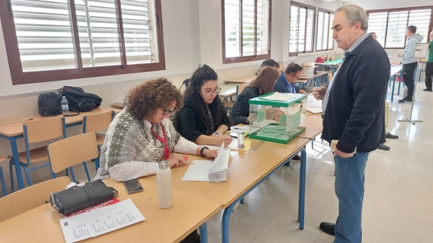 Votaciones en Albolote 
